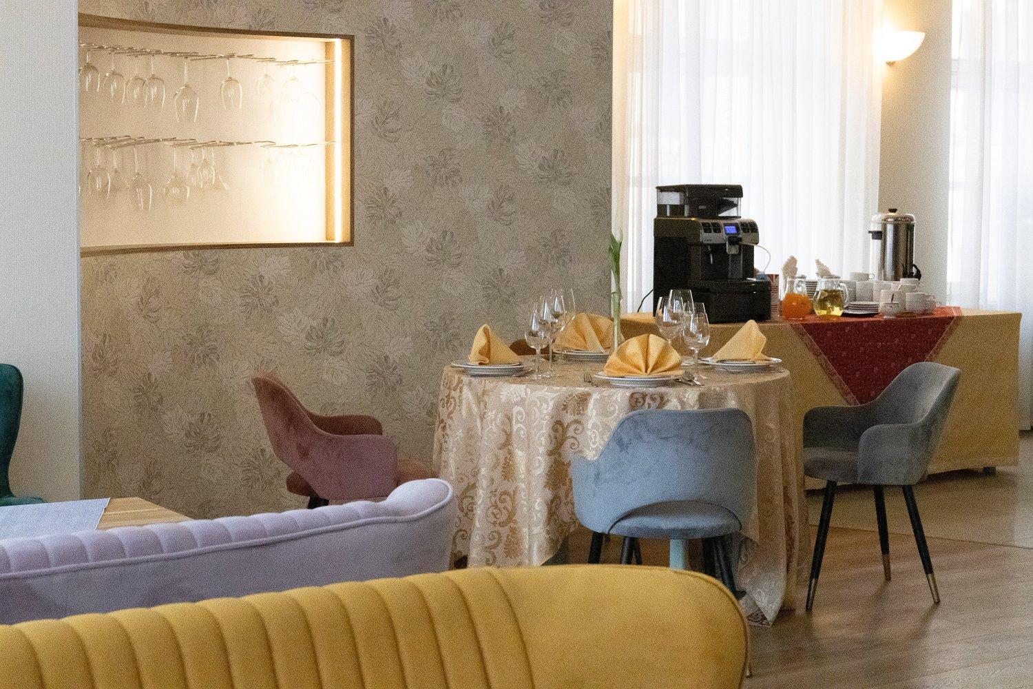 Hotel Calisia Калиш Экстерьер фото