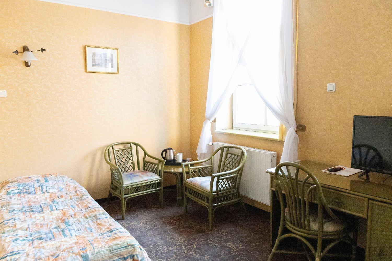 Hotel Calisia Калиш Экстерьер фото