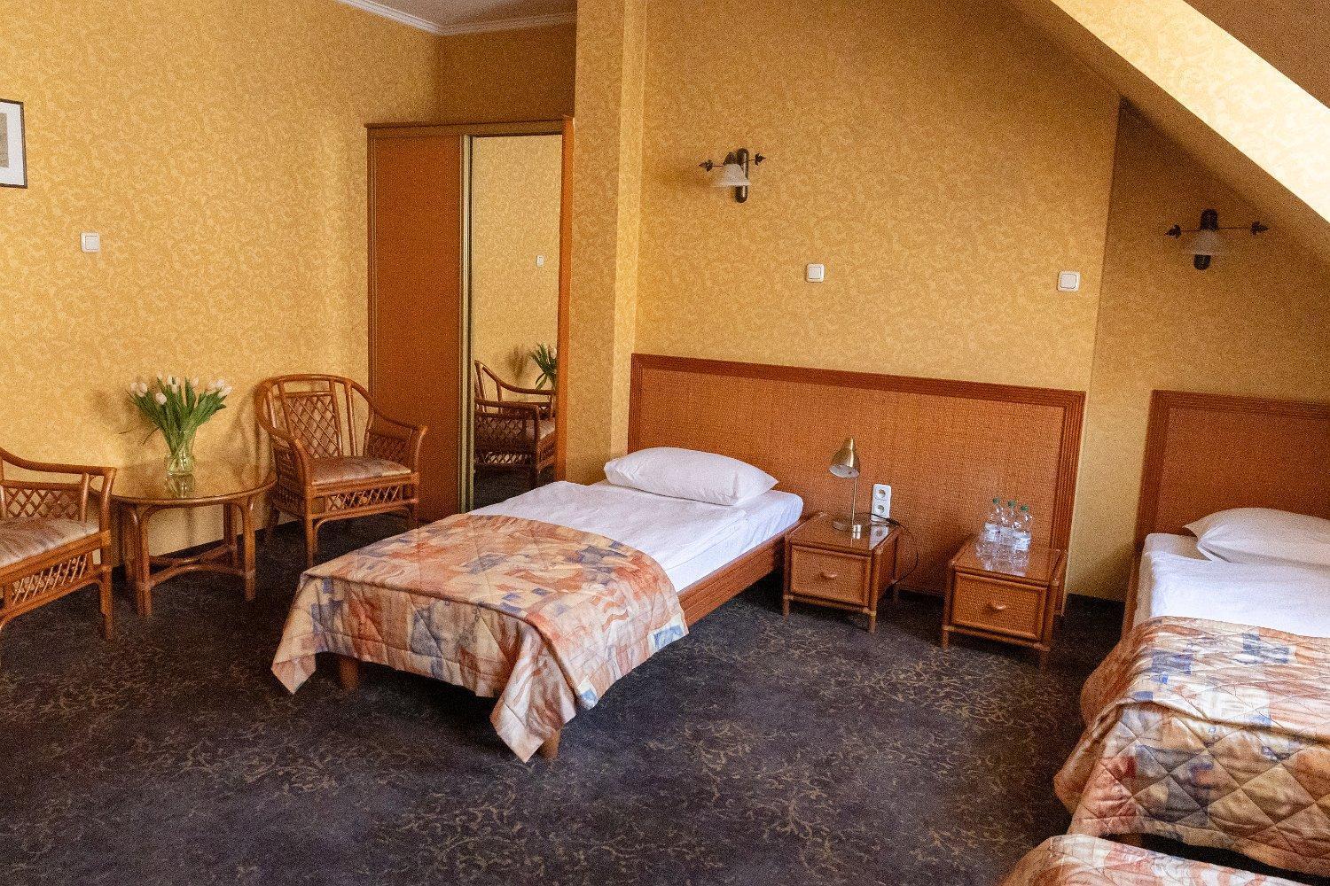 Hotel Calisia Калиш Экстерьер фото