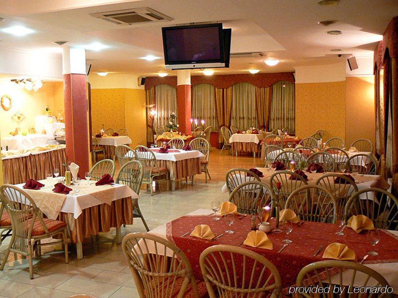 Hotel Calisia Калиш Ресторан фото